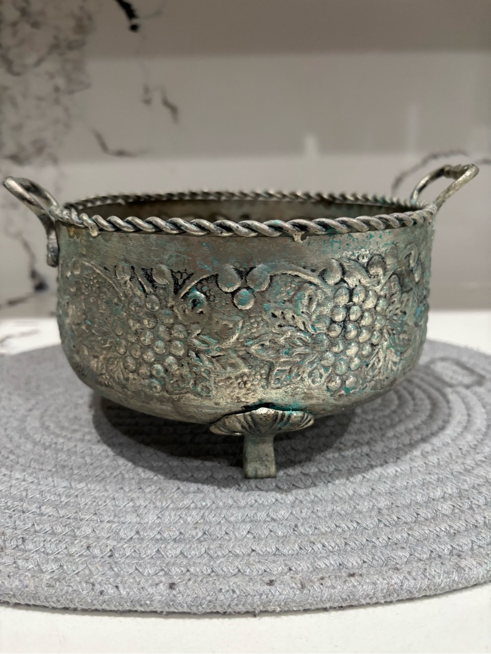 Antique-Style Decorative Metal Bowl with Handles -Verdigris Finish planter/fruit